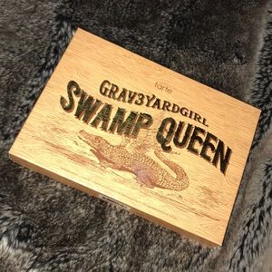 Tarte swamp queen palette (never been used)